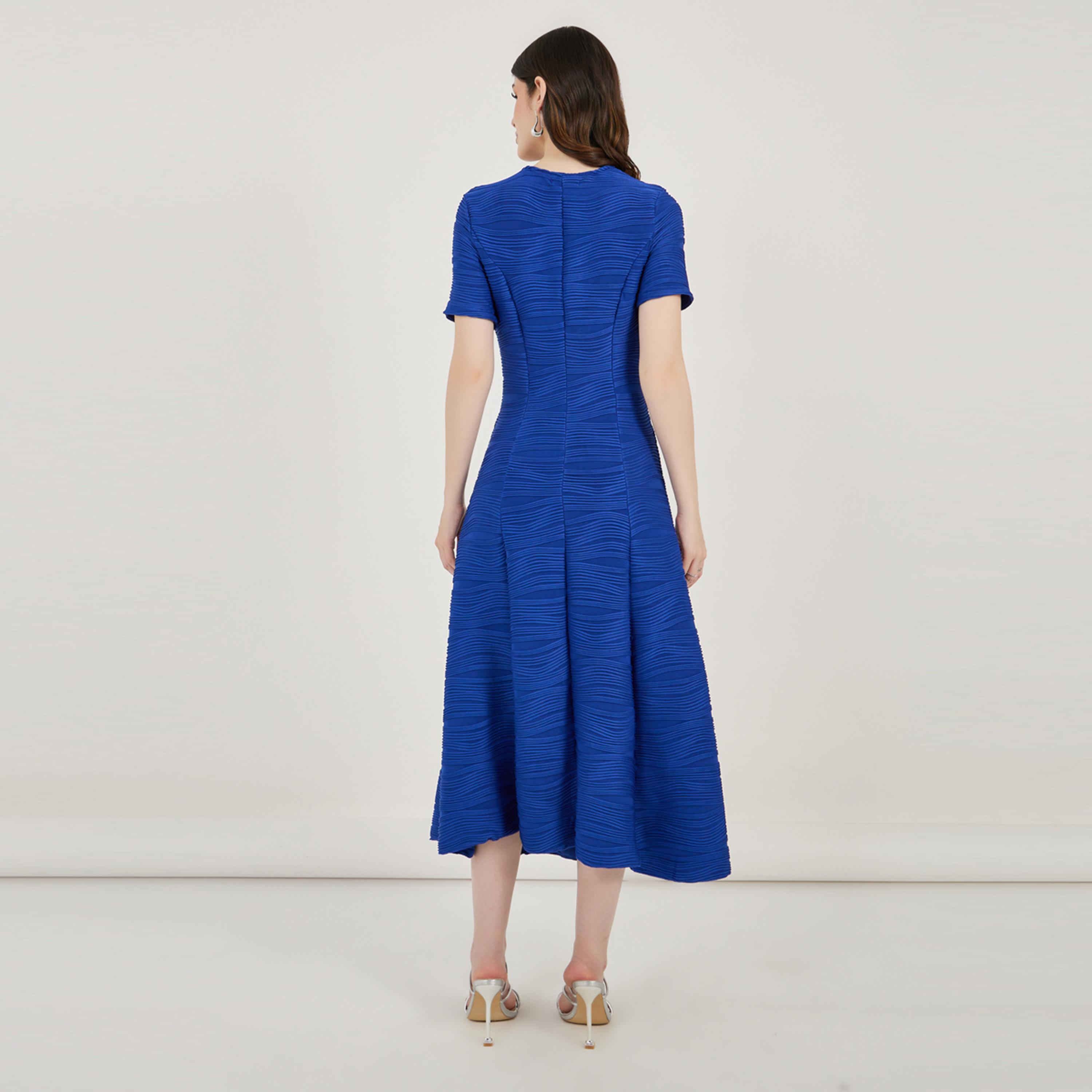 ستايلي - فستان متوسط الطول بقصة A مع كسرة مربعة-women-clothing-dresses-image-6