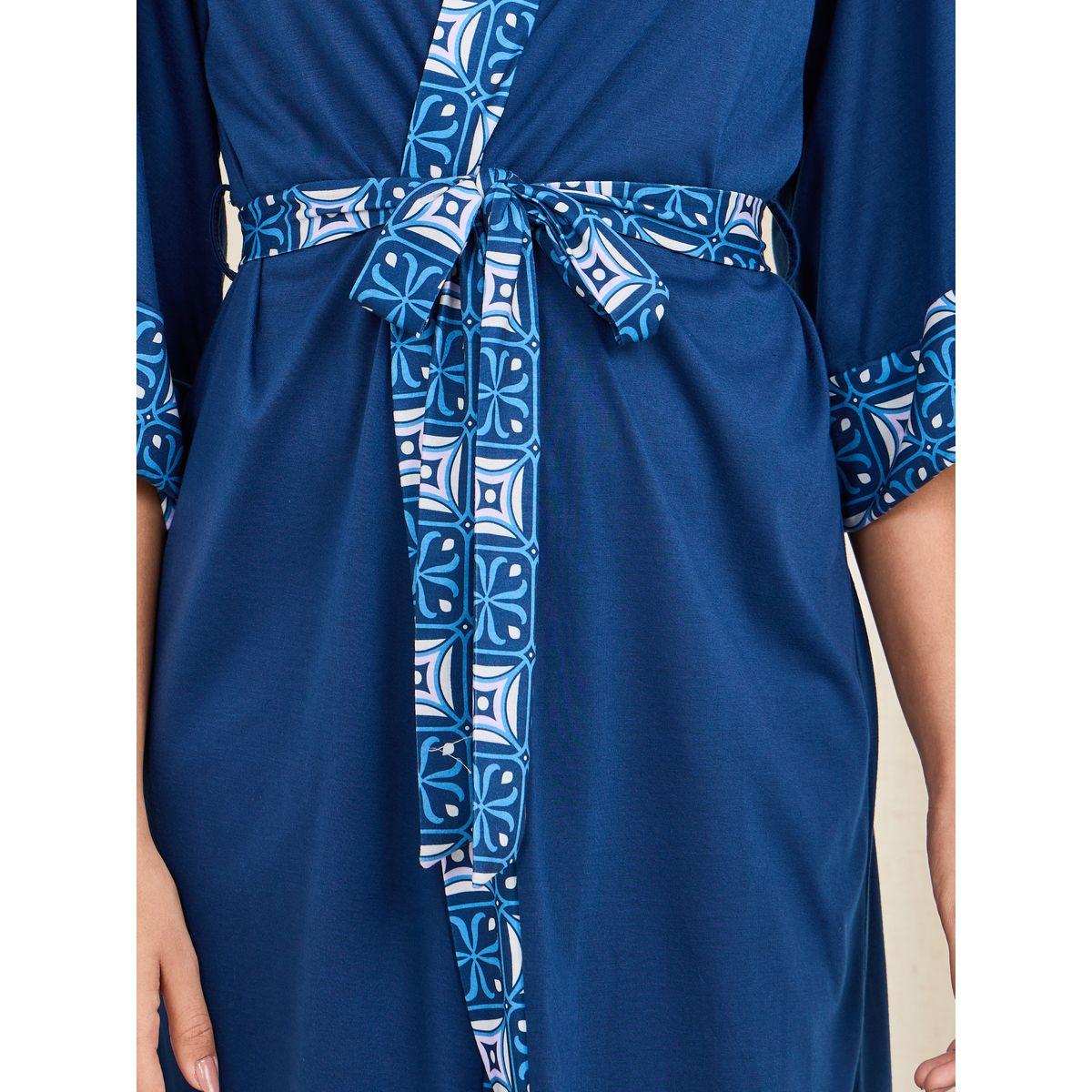 Styli Unwind Contrast Boho Print Border Self Tie Up Robe-women-clothing-nightwear-robes-image-3
