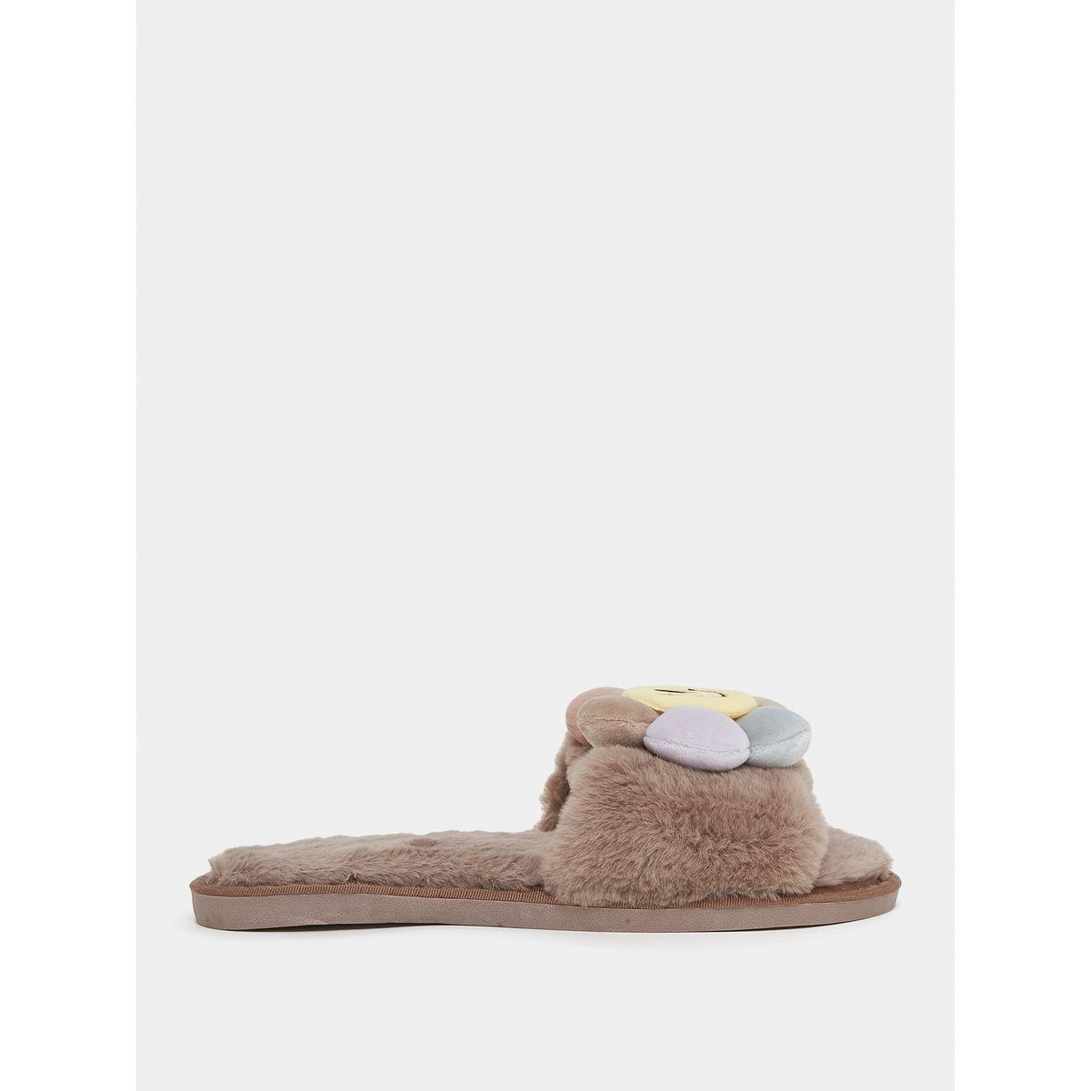 شبشب غرفة نوم مزين بفرو صناعي-women-shoes-bedroomslippers-image-1
