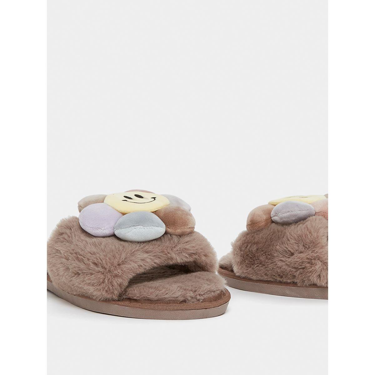 Styli Faux Fur Smiley Face Flower Bedroom Slippers-women-shoes-bedroomslippers-image-3