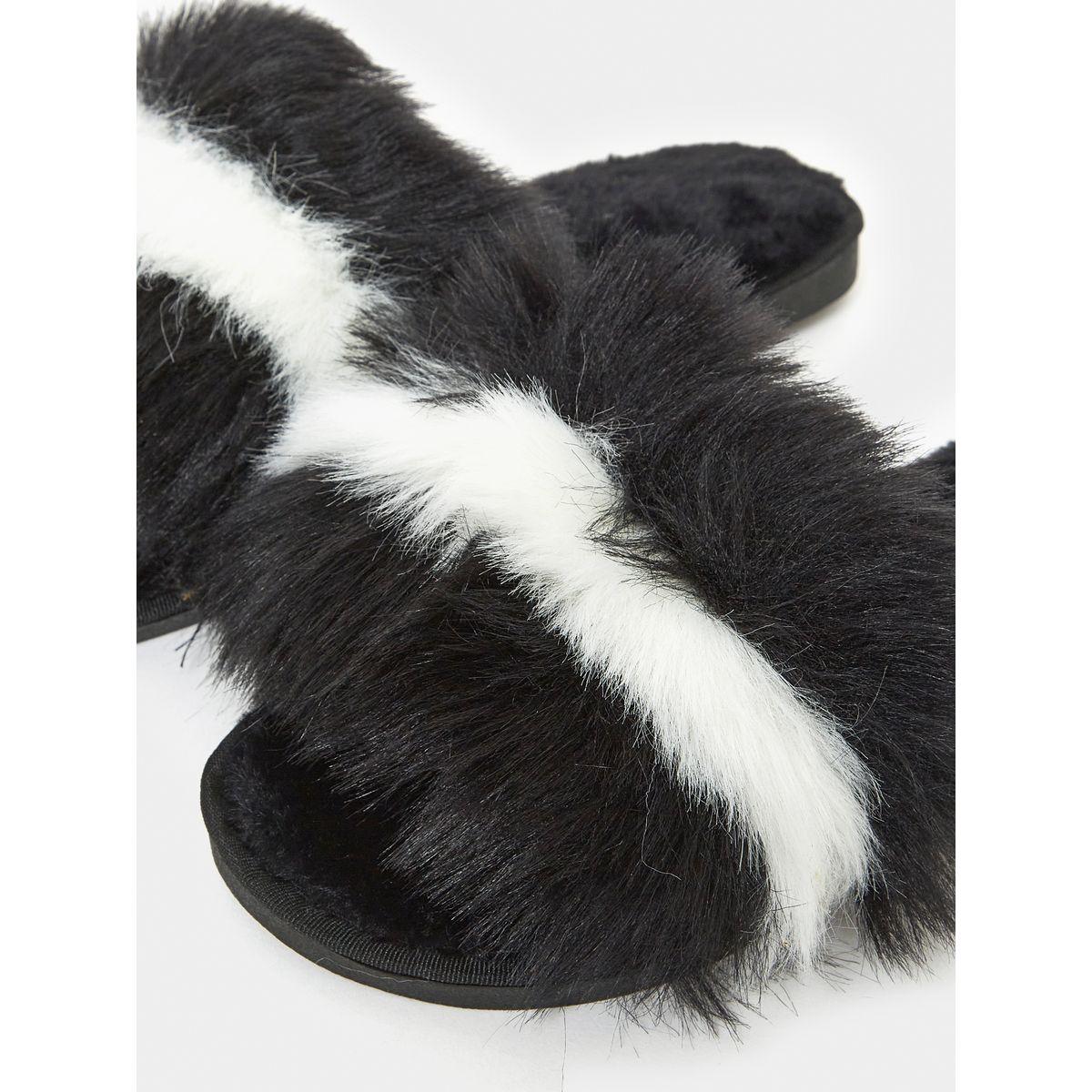 Styli Faux Fur Fluff Bedroom Slippers-women-shoes-bedroomslippers-image-4