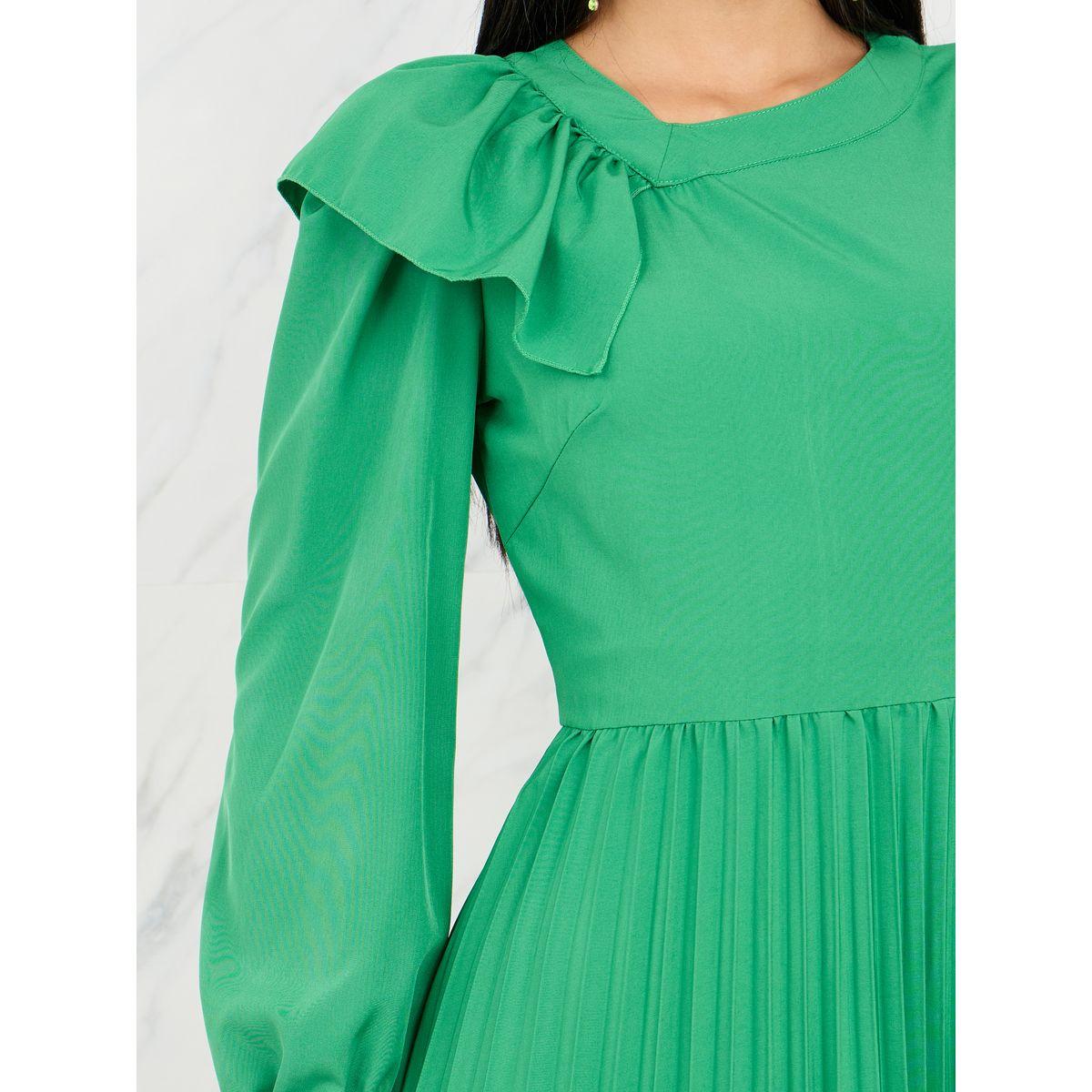 Styli Ruffle Shoulder Detail Pleated A Line Midi Dress-women-clothing-dresses-image-3