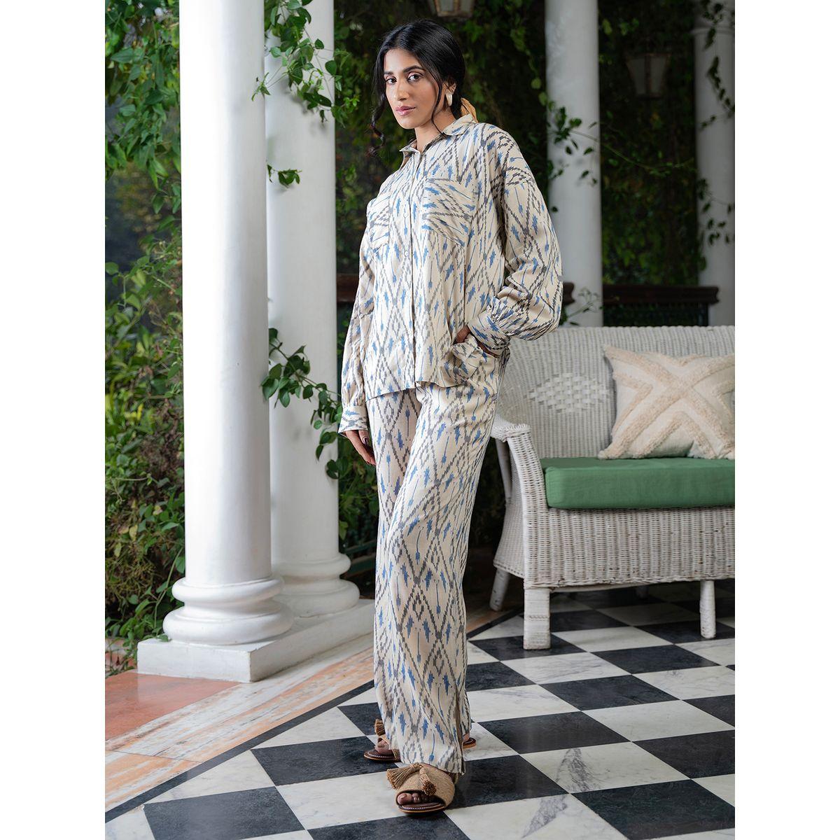 طقم منسق من بنطال واسع مع بلوزة مطبعة بالكامل سانسكريتي هومز × ستايلي-women-clothing-coordsets-image-2
