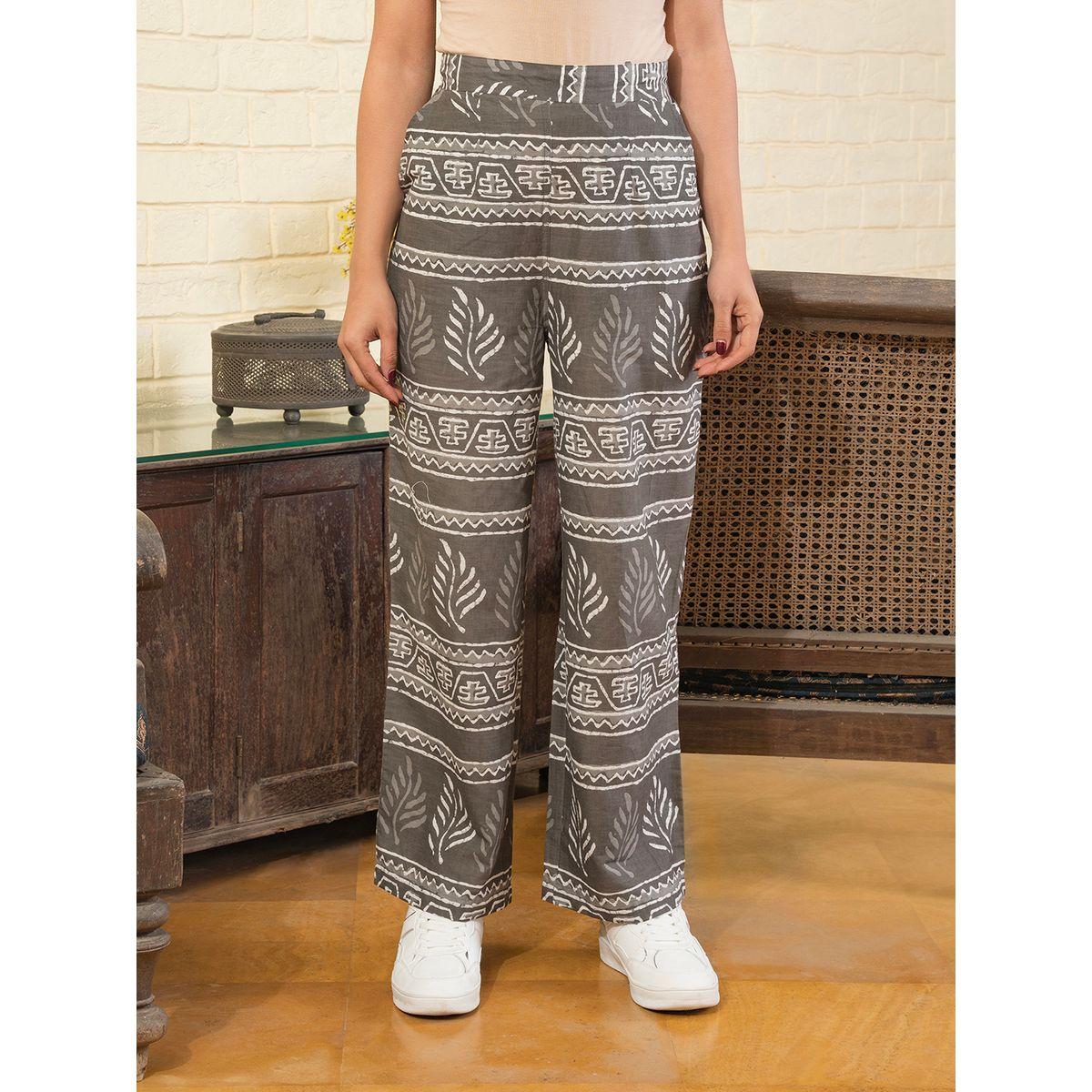 Sanskrutihomes X Styli All Over Print Asymmetrical Hem Wrap Top & Pants Co-Ord-women-clothing-coordsets-image-5
