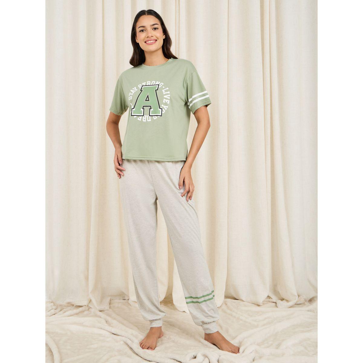طقم من بنطال بيجاما مع تيشيرت باكتاف منخفضة-women-clothing-nightwear-pyjamas-longsets-image-2