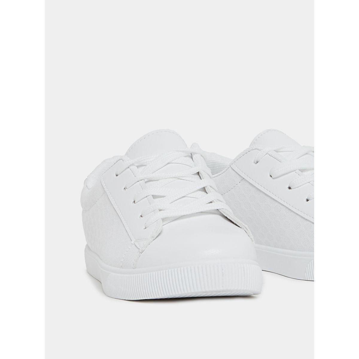 Styli Solid Lace Up Low Ankle Sneakers-women-shoes-sneakers-image-4