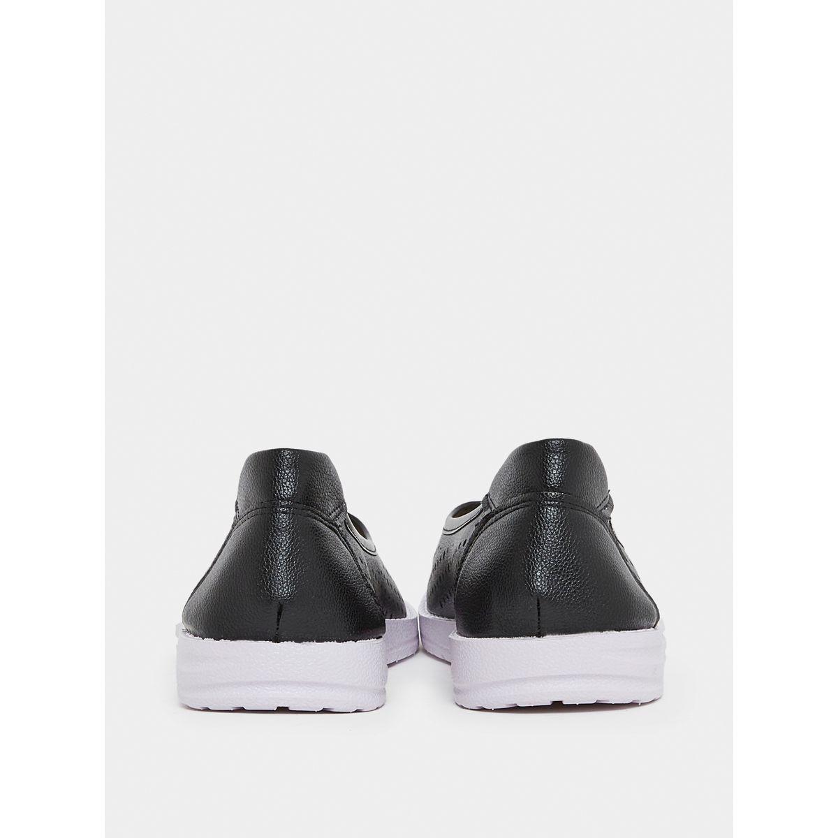 حذاء سهل الارتداء مع فتحات-women-shoes-loafersandmoccasins-image-5