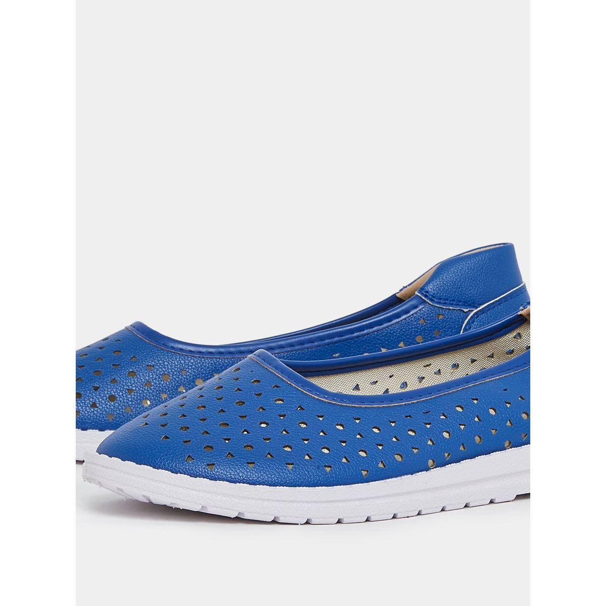 Styli Cutout Detail Slip On Shoes-women-shoes-loafersandmoccasins-image-4