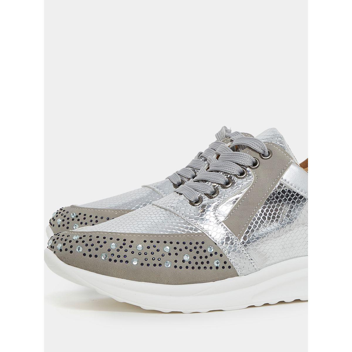 حذاء كاجوال بطبعة كروم مع رباط غلق-women-shoes-sneakers-image-4