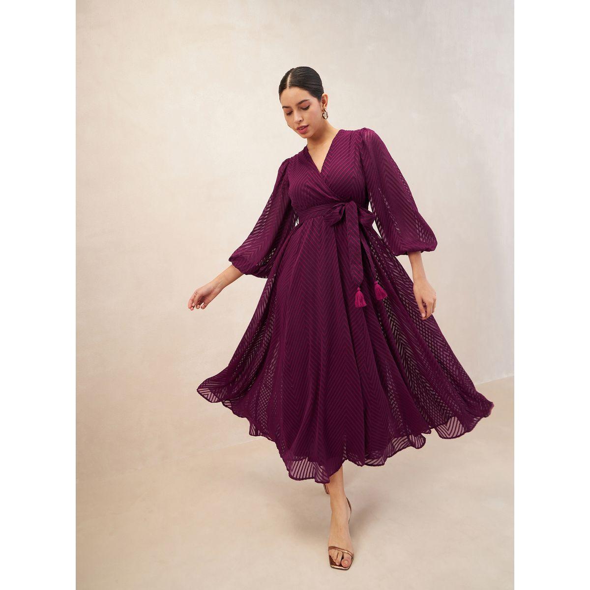 فستان طويل بحافة واسعة ونمط لف فِميلا × ستايلي-women-clothing-dresses-image-5