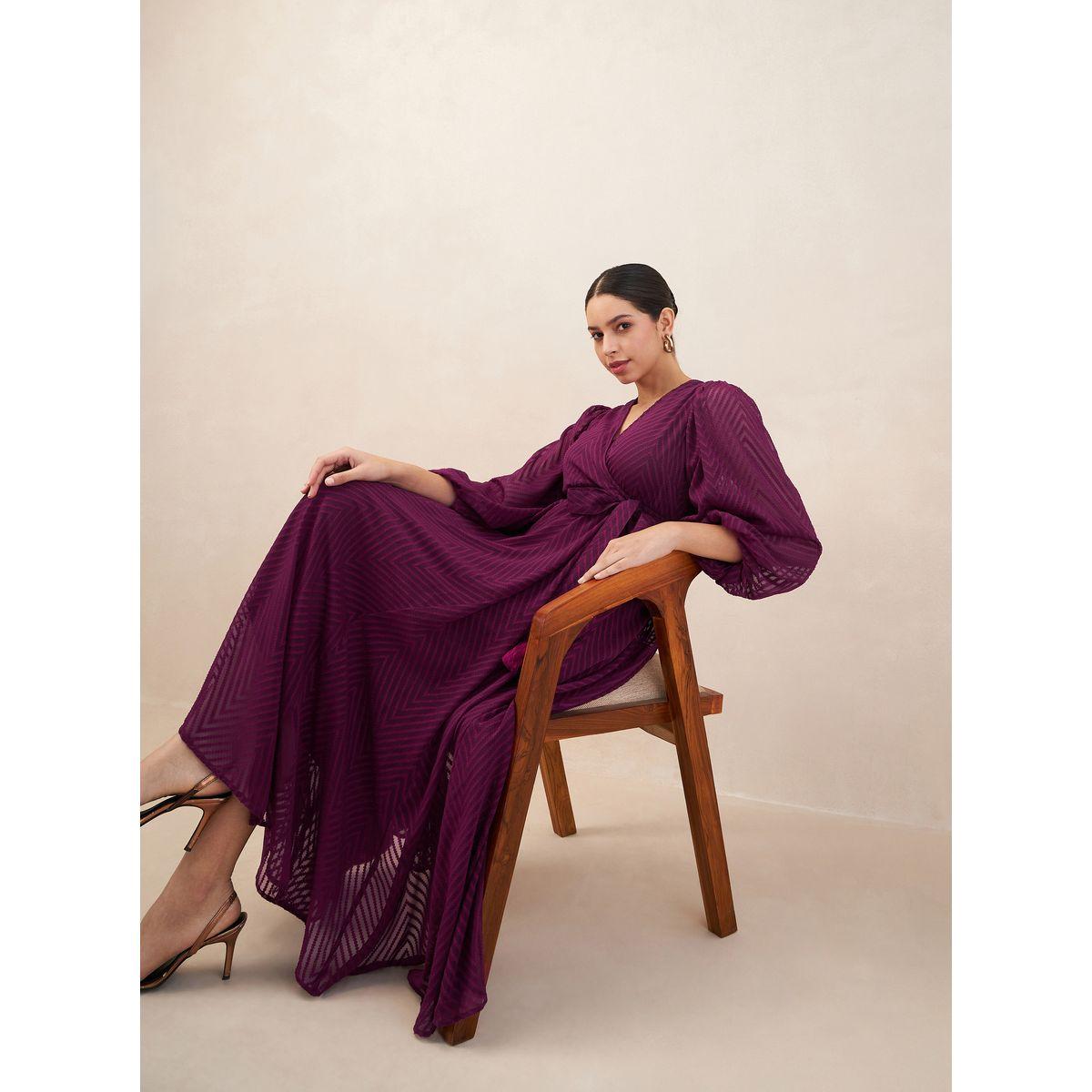 فستان طويل بحافة واسعة ونمط لف فِميلا × ستايلي-women-clothing-dresses-image-7