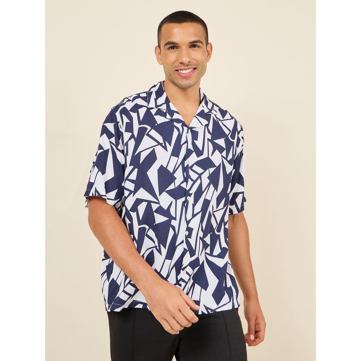 قميص بقصة مريحة وياقة ريزورت-men-clothing-shirts-image-3