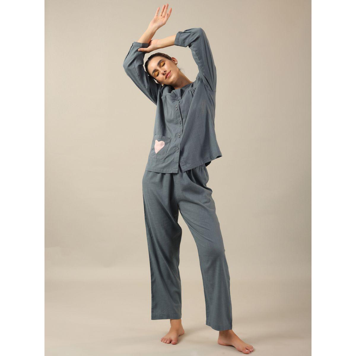 طقم من بنطال مع بلوزة بتفاصيل جيب سانسكريتي هومز × ستايلي-women-clothing-nightwear-pyjamas-longsets-image-9