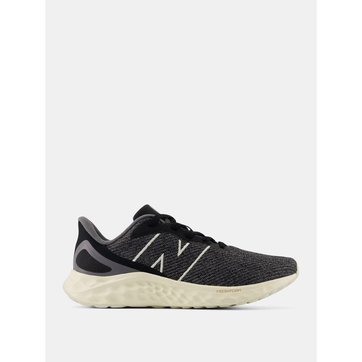 حذاء سنيكرز برباط غلق-sports-men-shoes-image-1