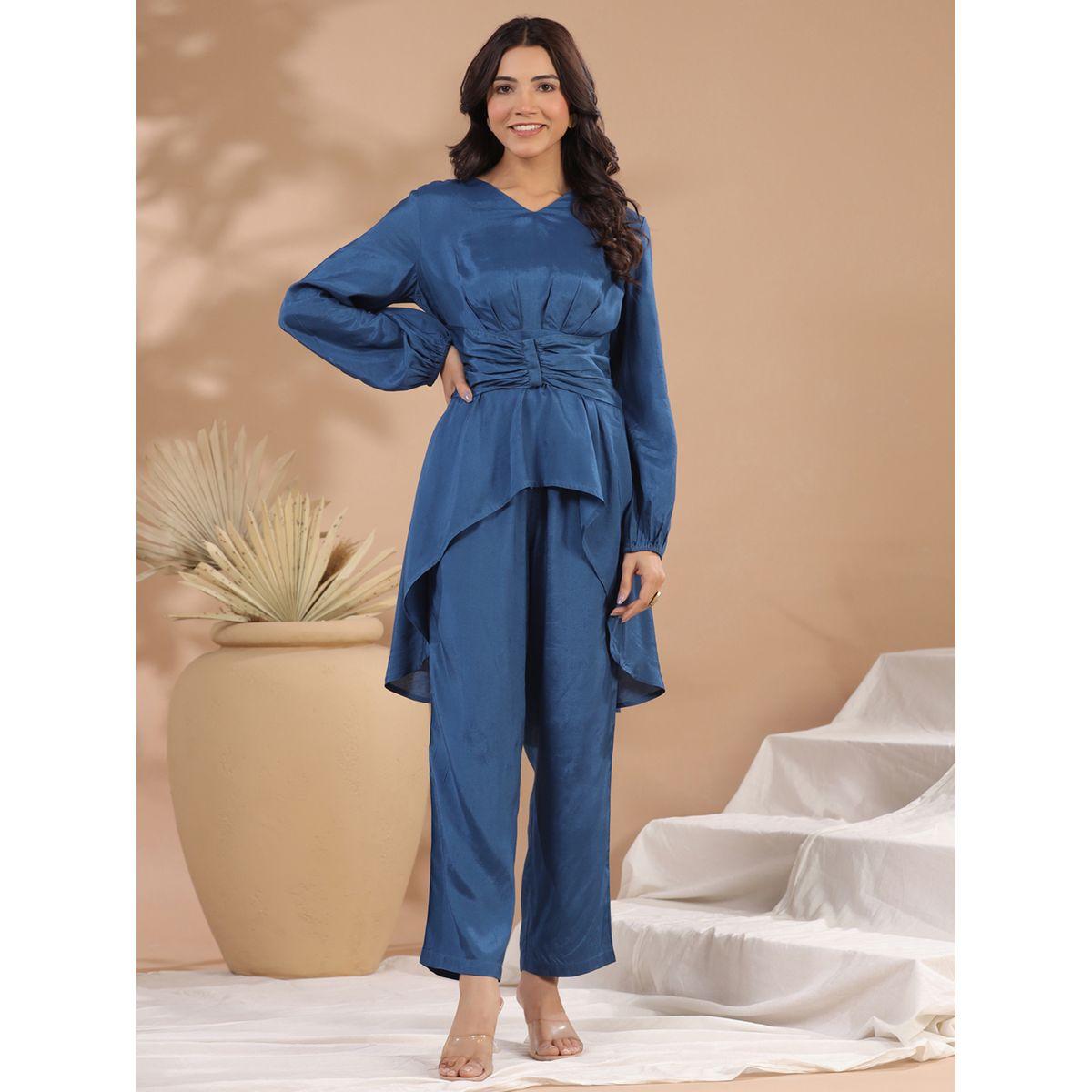 طقم منسق من بنطال مع بلوزة بتفاصيل كسرات سانسكريتي هومز × ستايلي-women-clothing-coordsets-image-1