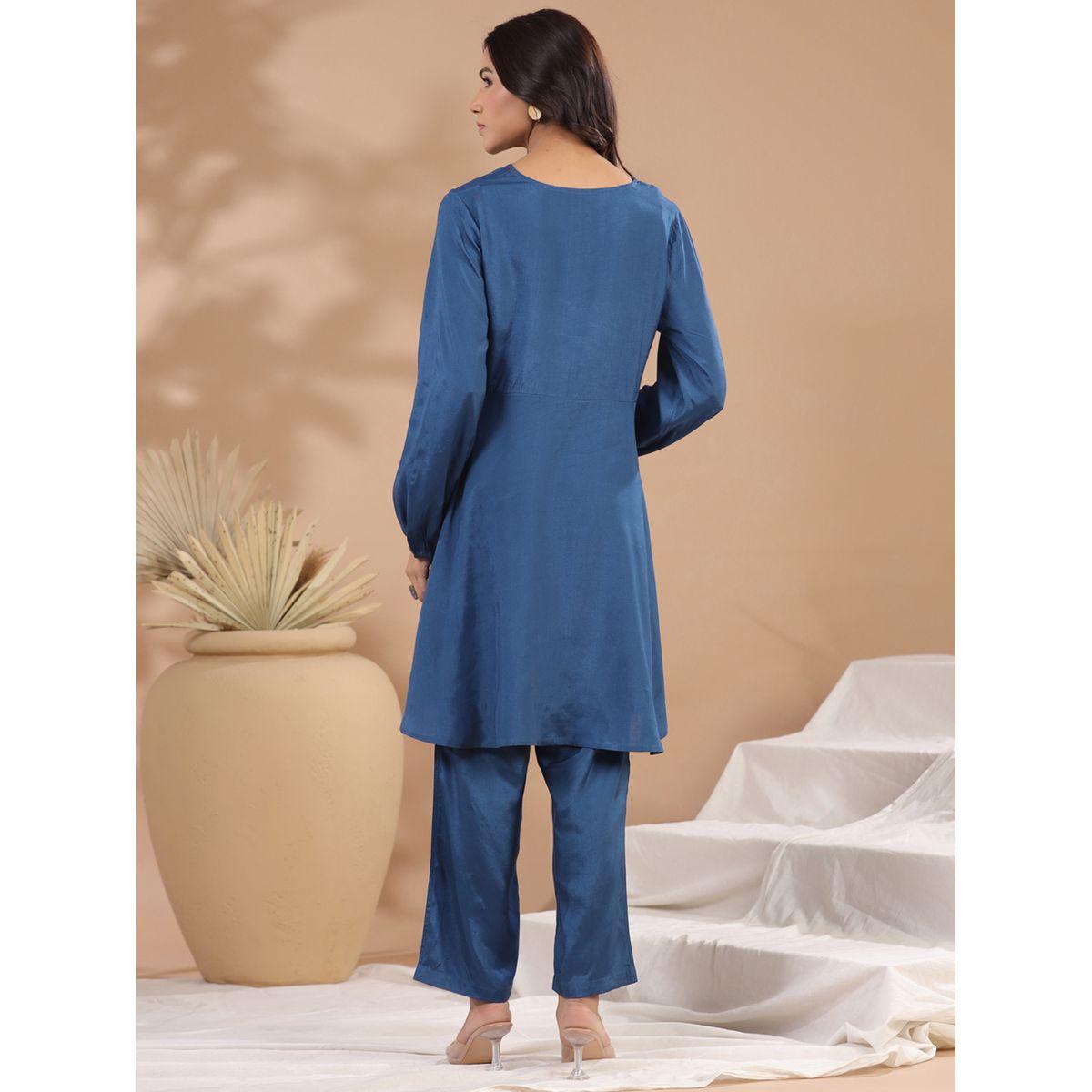 طقم منسق من بنطال مع بلوزة بتفاصيل كسرات سانسكريتي هومز × ستايلي-women-clothing-coordsets-image-4