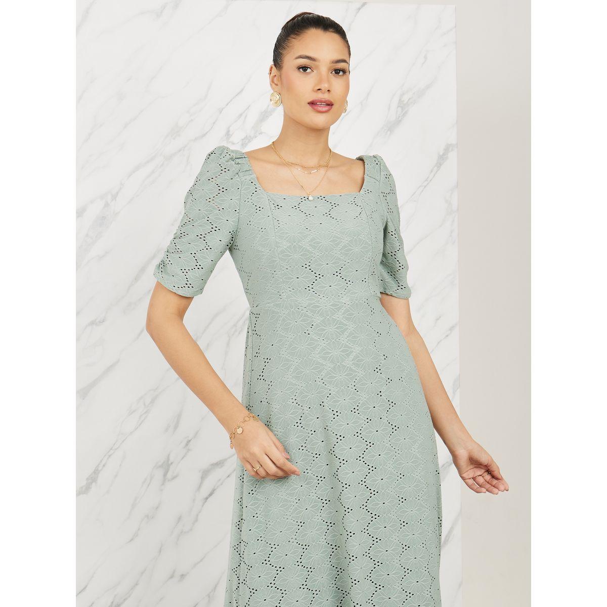 فستان طويل بحافة واسعة واكمام منفوخة-women-clothing-dresses-image-2