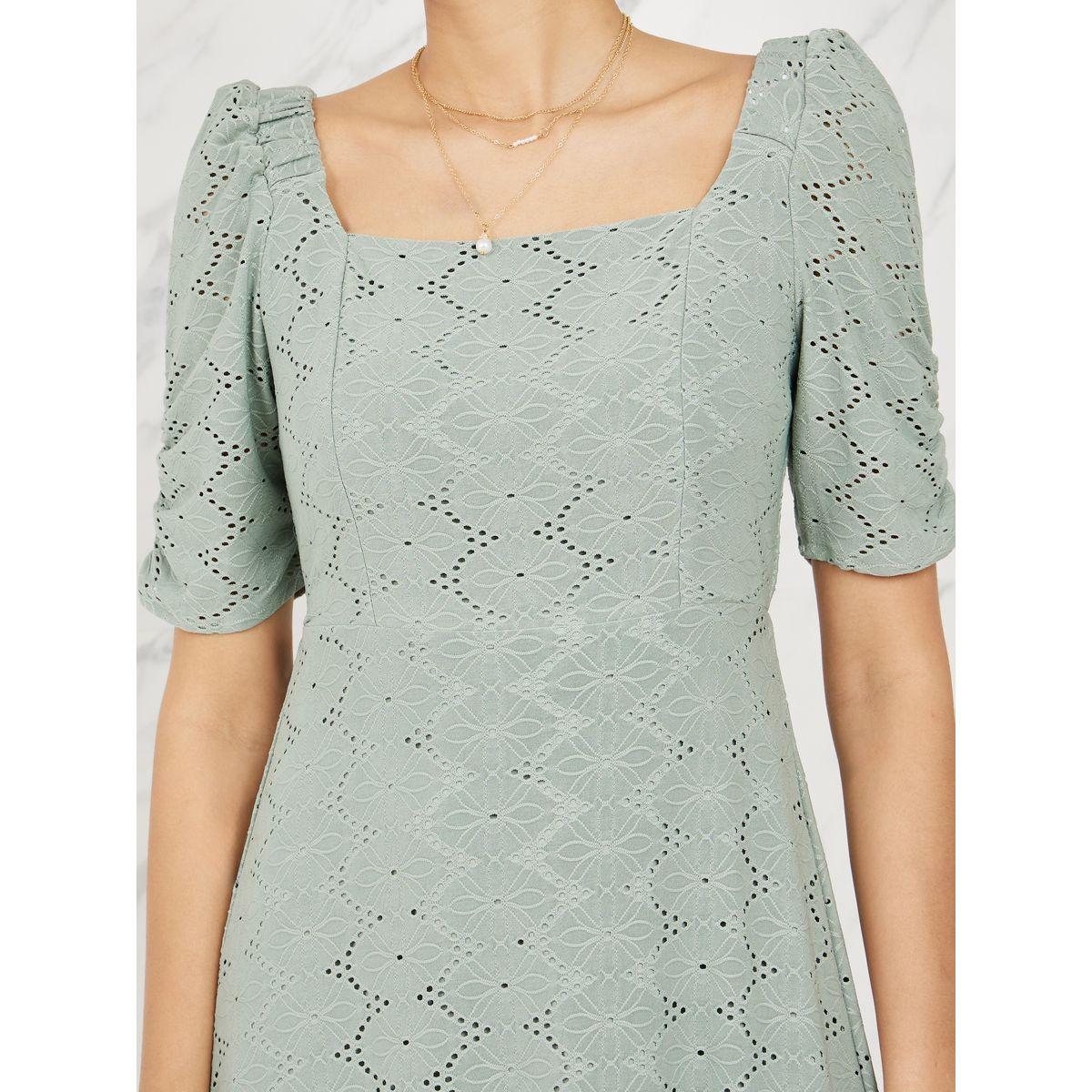 فستان طويل بحافة واسعة واكمام منفوخة-women-clothing-dresses-image-3