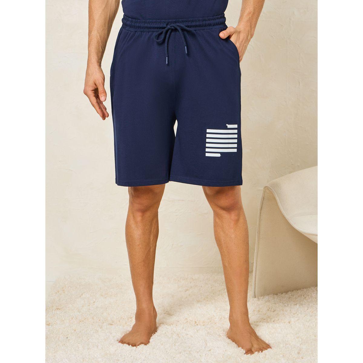 مجموعة من شورت وتيشيرت بطبعة جرافيك-men-clothing-nightwear-sets-image-4