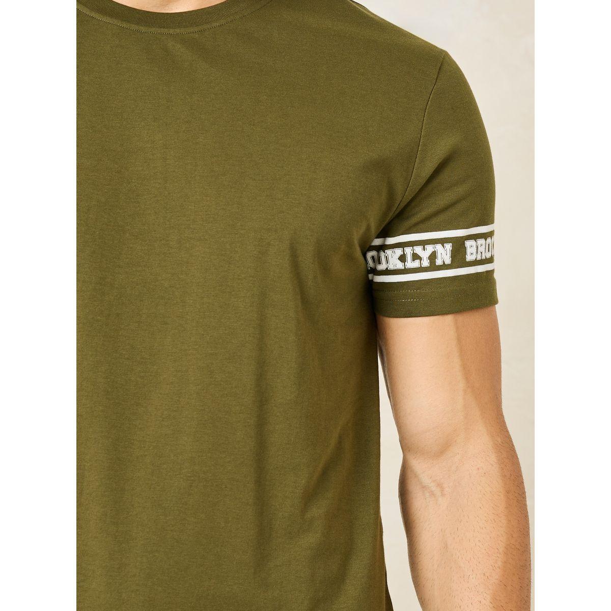 Styli Unwind Minimal Sleeve Print Crew Neck T-Shirt & Shorts Set-men-clothing-nightwear-sets-image-3