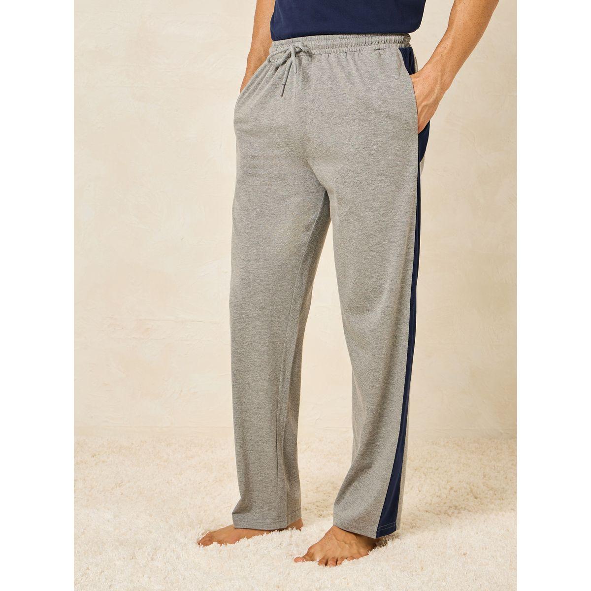 Styli Unwind San Francisco Print Crew Neck T-Shirt & Open Hem Pyjama Set-men-clothing-nightwear-sets-image-4