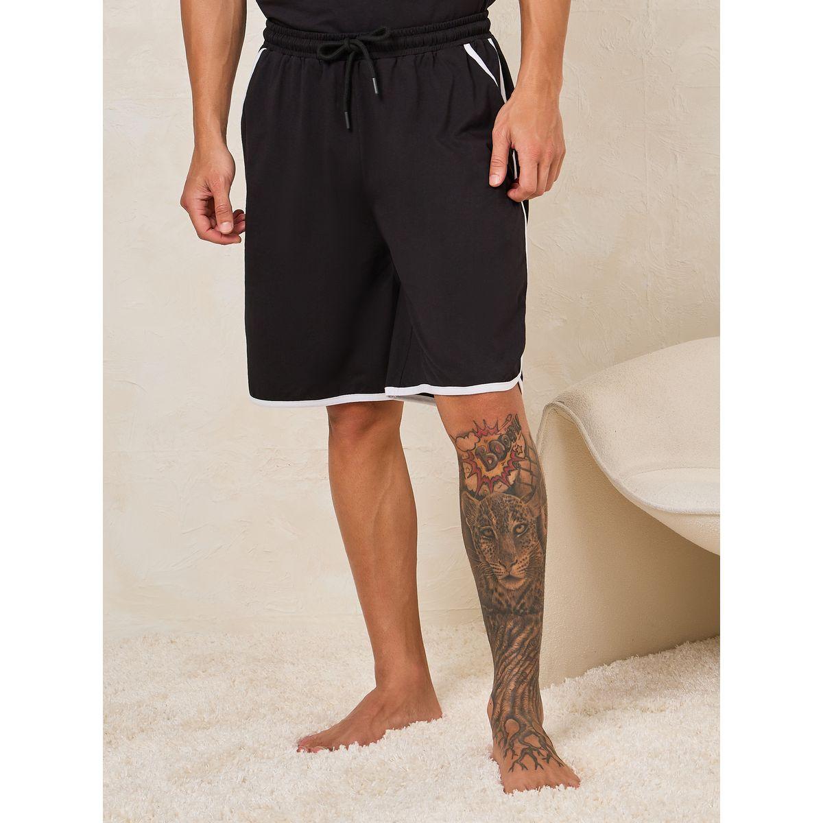 مجموعة من شورت مع تيشيرت باكمام مخططة-men-clothing-nightwear-sets-image-4
