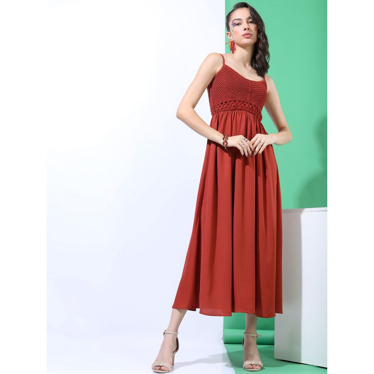 فستان طويل بكسرات وتفاصيل مُطرّزة طوكيو توكيز × ستايلي-women-clothing-dresses-image-2