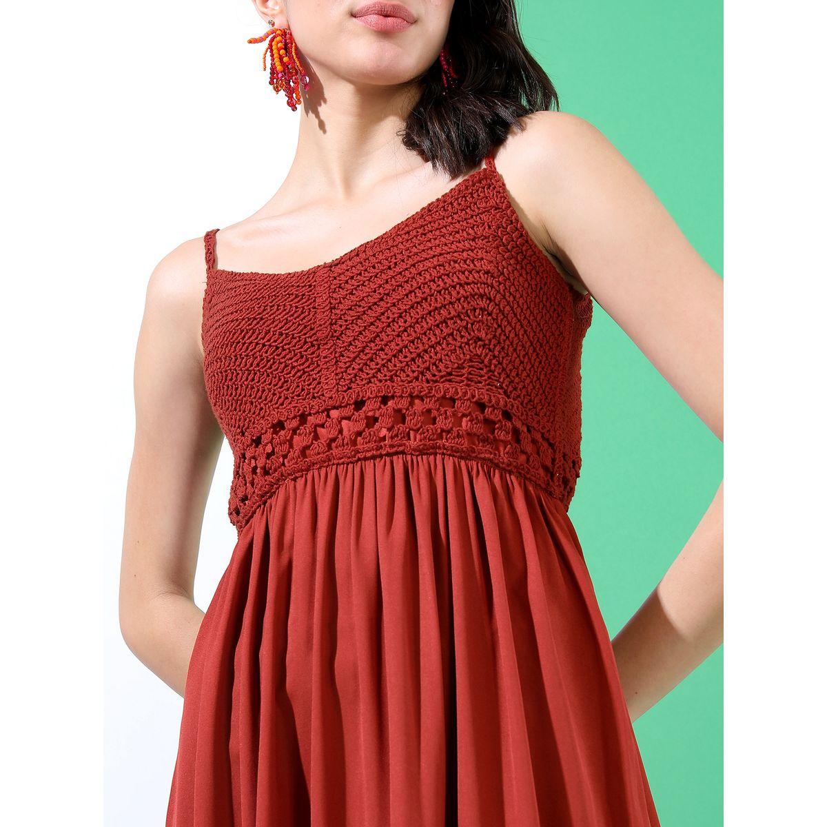 فستان طويل بكسرات وتفاصيل مُطرّزة طوكيو توكيز × ستايلي-women-clothing-dresses-image-4