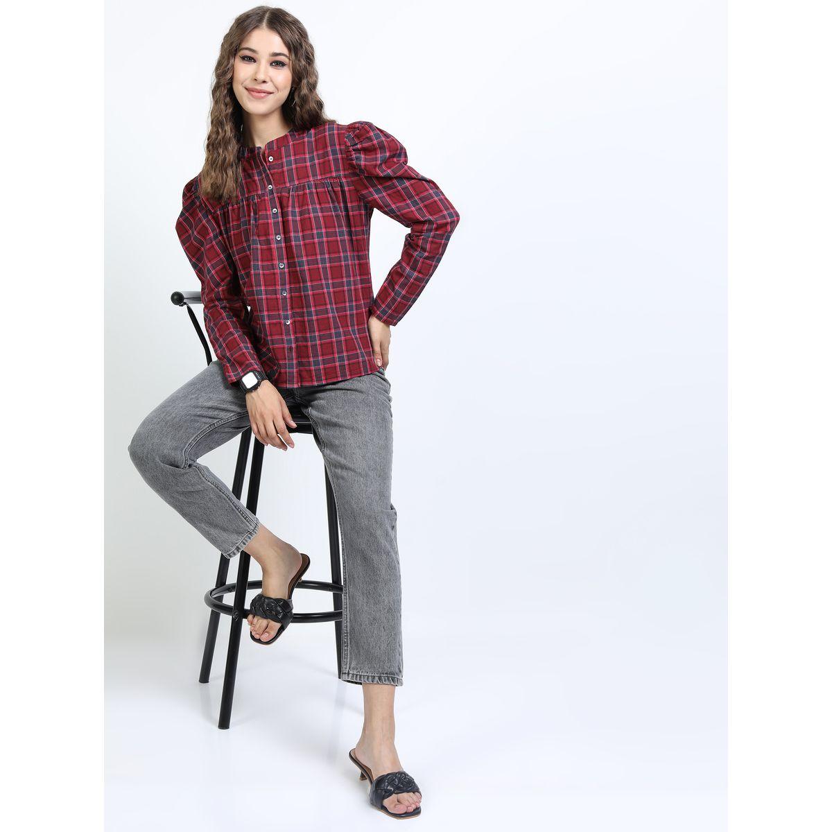 Tokyo Talkies X Styli  Mid Rise Light Fade Jeans with Pockets-women-clothing-bottoms-jeans-image-2