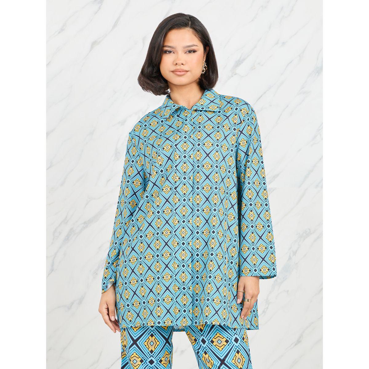 مجموعة من بنطال بارجل مستقيمة وبلوزة بطبعة هندسية-women-clothing-coordsets-image-2