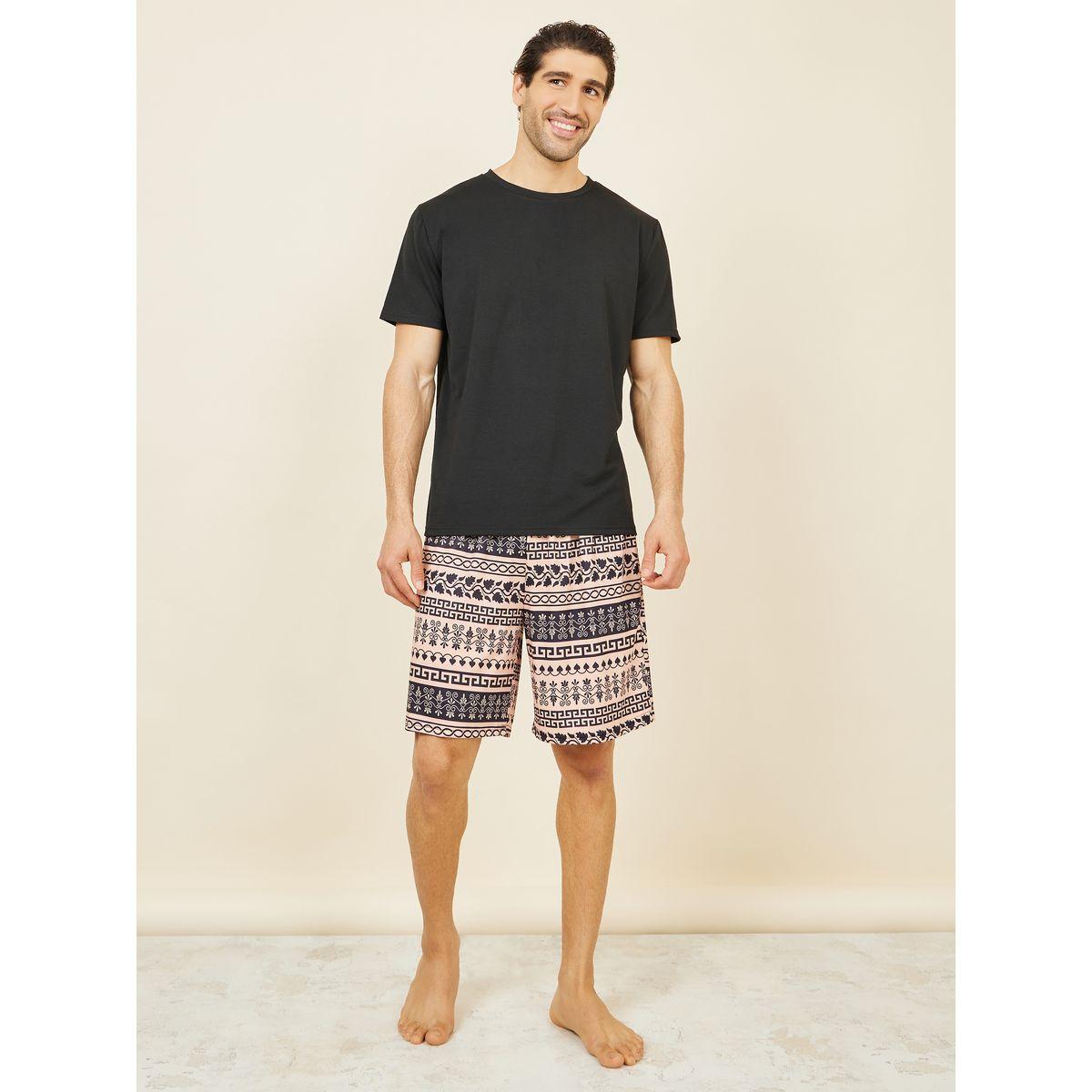 شورت بطبعة بوهو وتيشيرت بياقة دائرية-men-clothing-nightwear-sets-image-1