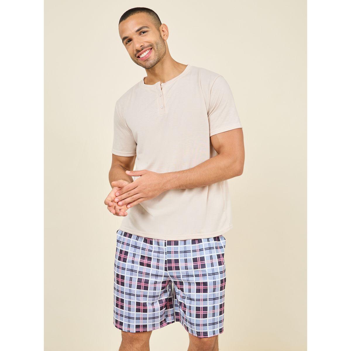 شورت مطبع بمربعات مع تيشيرت سادة وياقة بأزرار-men-clothing-nightwear-sets-image-2
