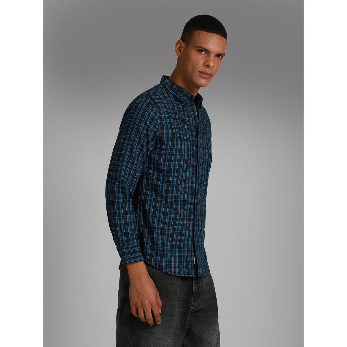 قميص كاروهات بنمط تارتان وتفاصيل جيب هاي ستار × ستايلي-men-clothing-shirts-image-1