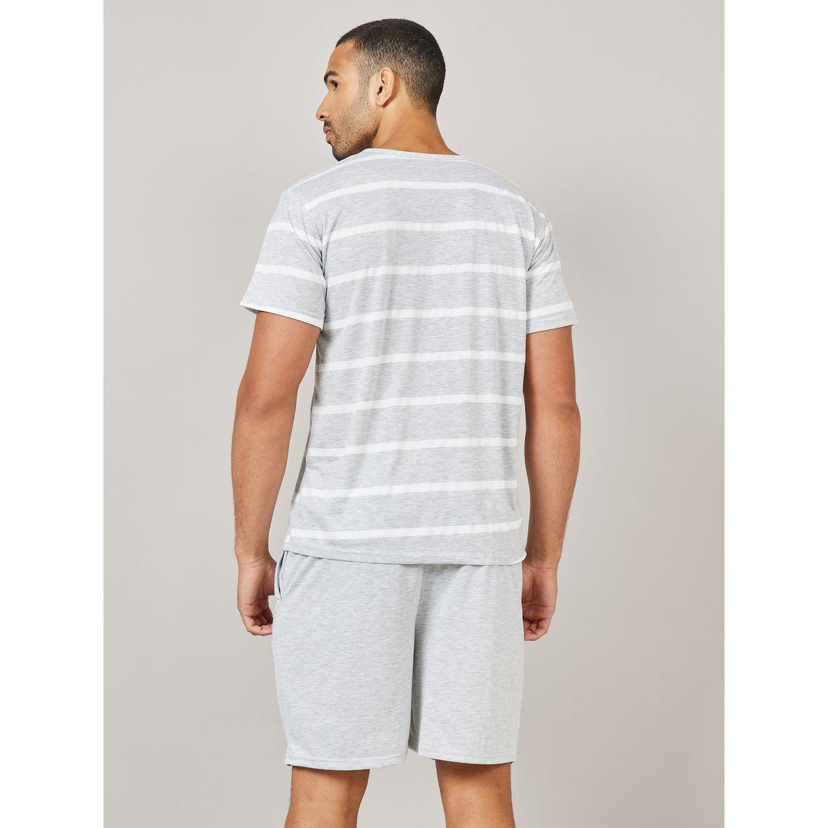 طقم من شورت وتيشيرت مخطط بياقة دائرية-men-clothing-nightwear-sets-image-4