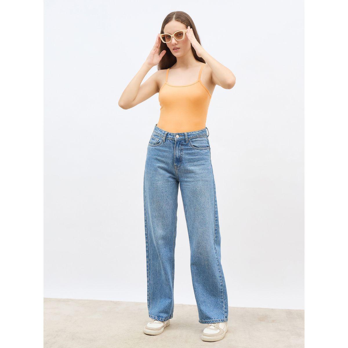بلوزة سادة بياقة سكوب مع حمالات-women-clothing-tshirts-image-1