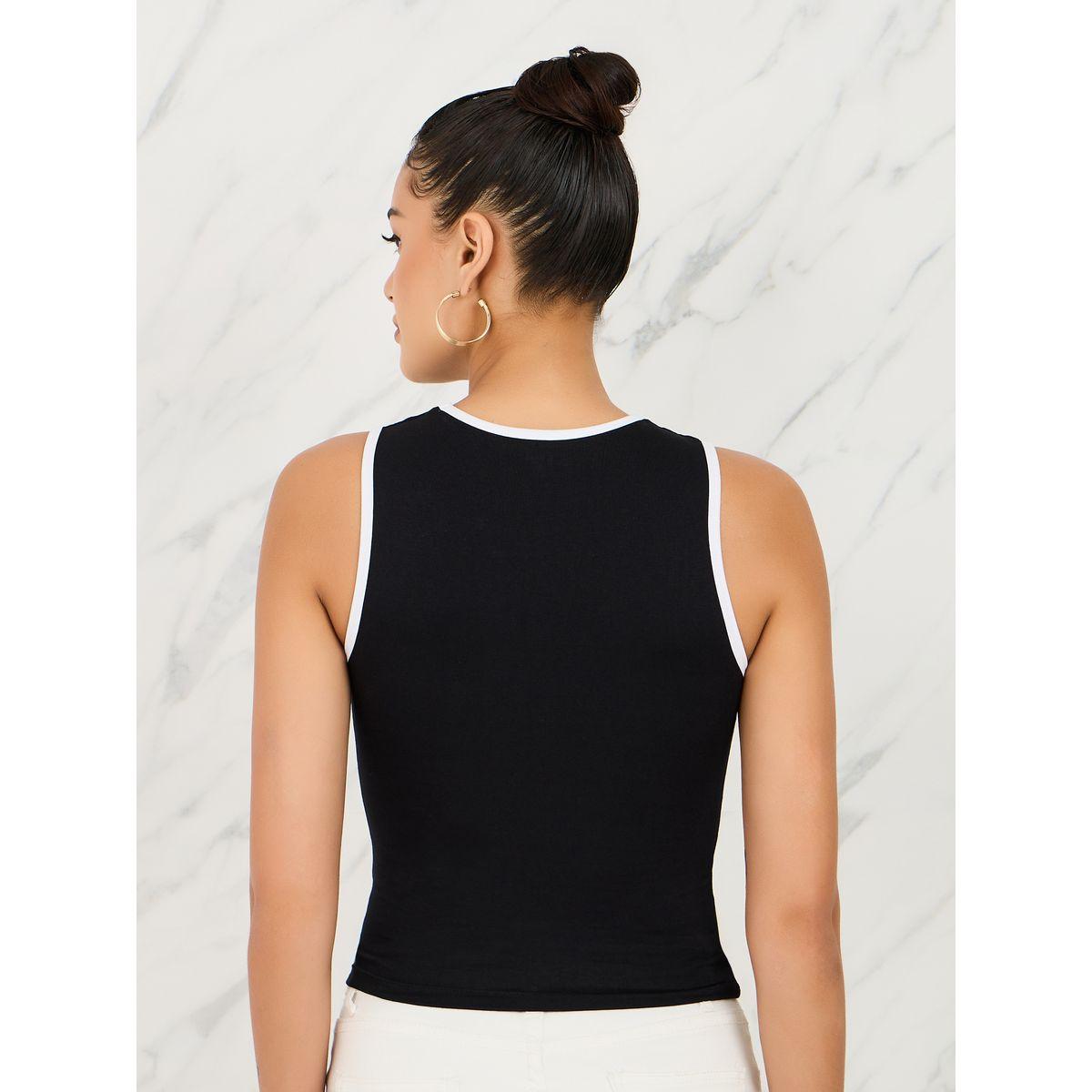 بلوزة بلا اكمام بتفاصيل مُتباينة-women-clothing-tshirts-image-5