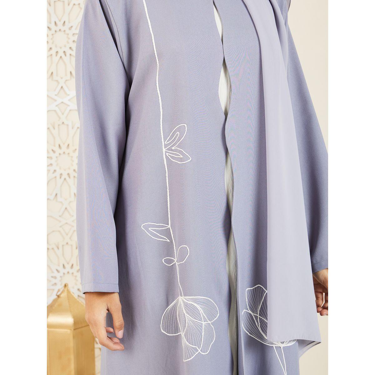 Modiste X Styli  Floral Embroidered Scallop Edge Abaya-women-arabicclothing-abayas-image-4
