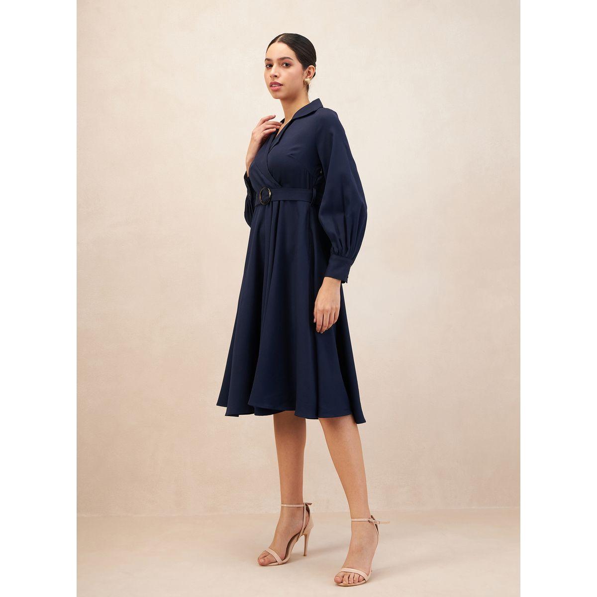 فستان ميدي مزين بكسرات وإبزيم فِميلا × ستايلي-women-clothing-dresses-image-2