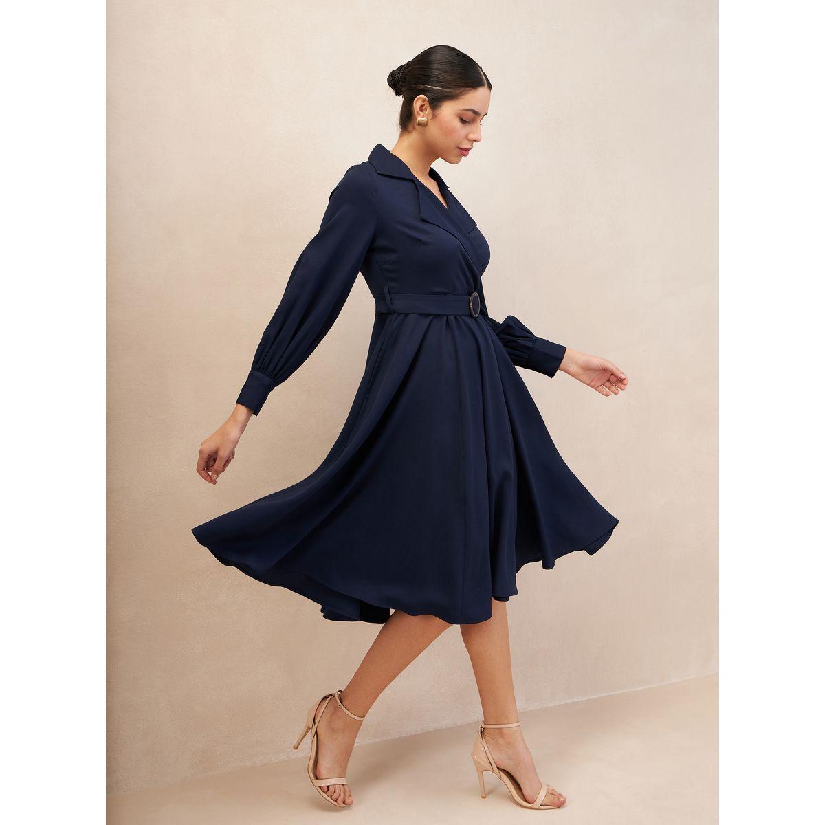 فستان ميدي مزين بكسرات وإبزيم فِميلا × ستايلي-women-clothing-dresses-image-7