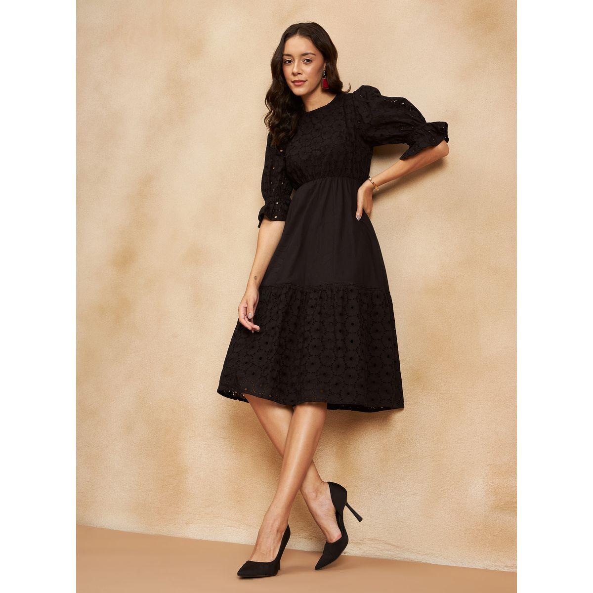 فستان ميدي بكسرات وتفاصيل مُطرّزة فِميلا × ستايلي-women-clothing-dresses-image-1