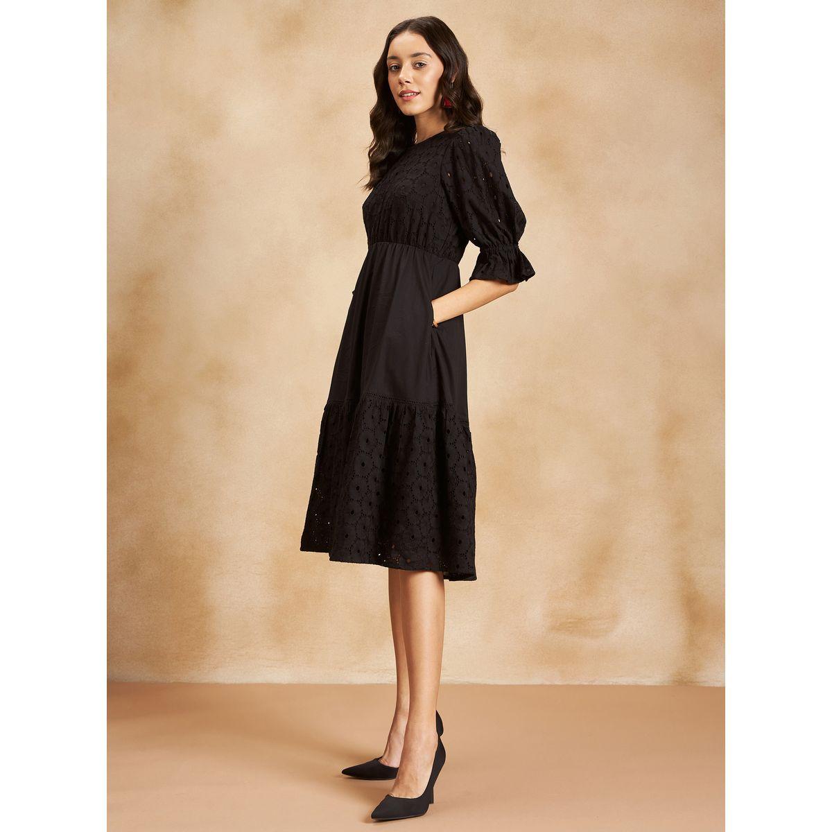 فستان ميدي بكسرات وتفاصيل مُطرّزة فِميلا × ستايلي-women-clothing-dresses-image-3
