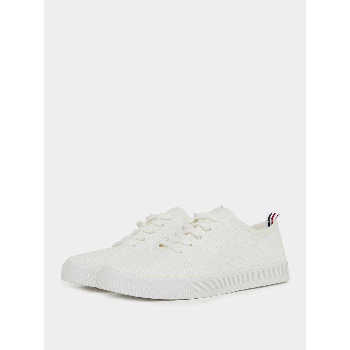 حذاء كانفاس محبوك برباط غلق-men-shoes-sneakers-image-1