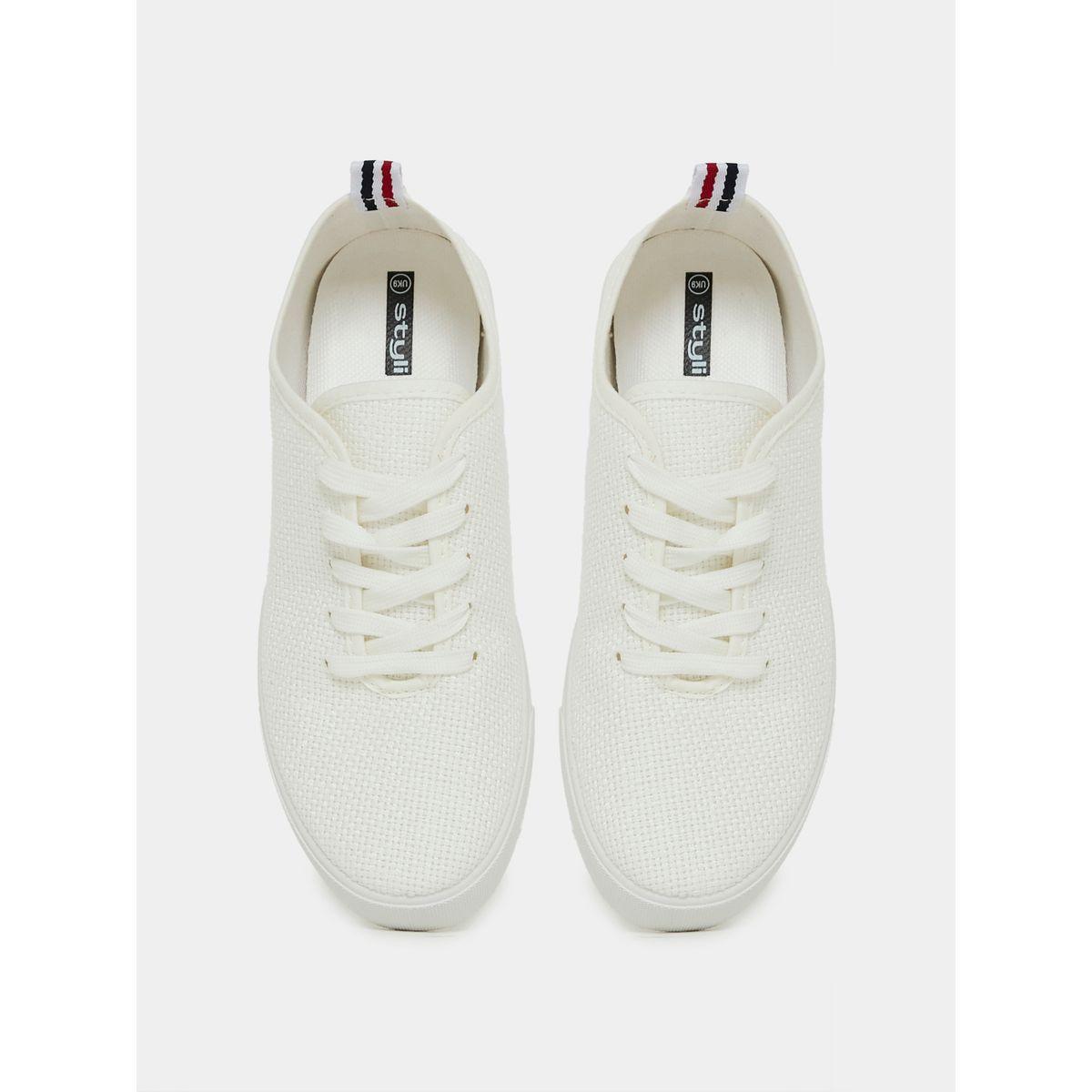 حذاء كانفاس محبوك برباط غلق-men-shoes-sneakers-image-5