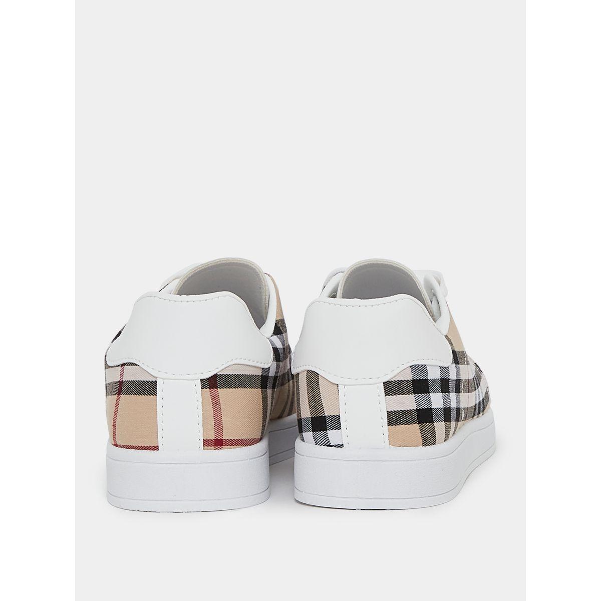 حذاء سنيكرز بمقدمة دائرية واربطة-men-shoes-sneakers-image-4