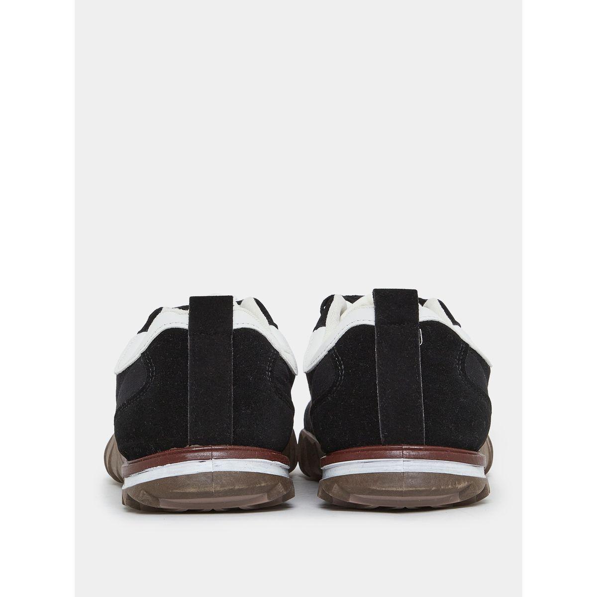 حذاء سنيكرز بتفاصيل مخمل متباينة ودرزات-men-shoes-sneakers-image-4