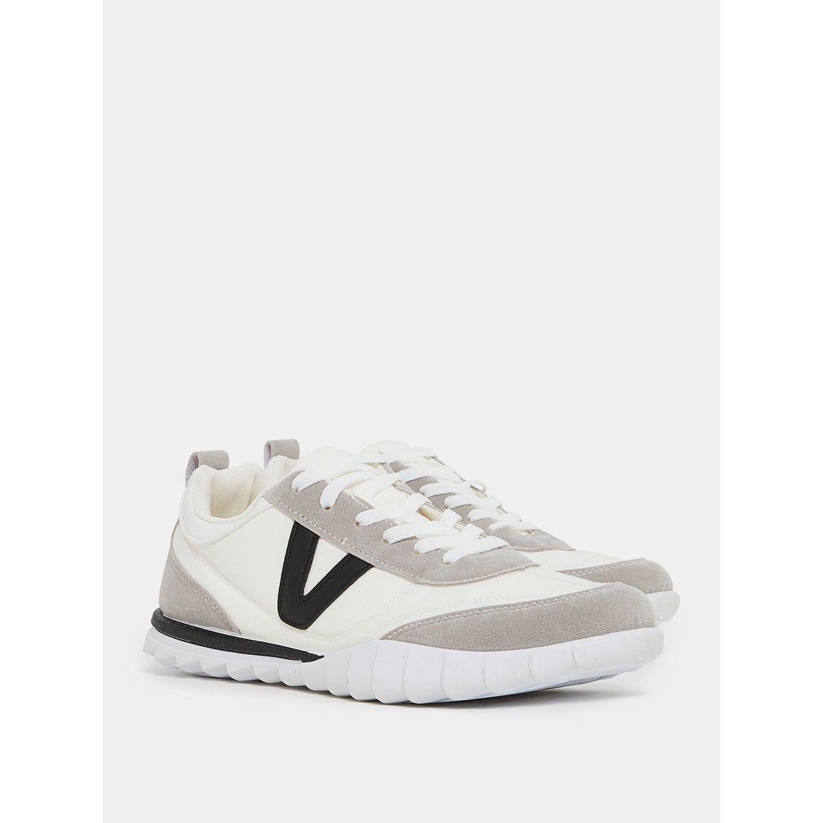 حذاء سنيكرز برباط غلق-men-shoes-sneakers-image-4