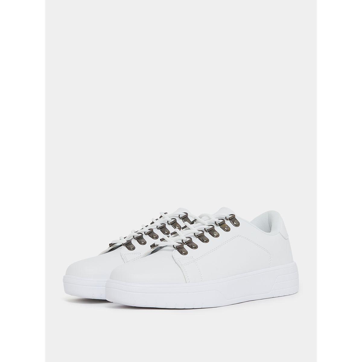 Styli Welt Stitched Accent Low Top Sneakers-men-shoes-sneakers-image-2