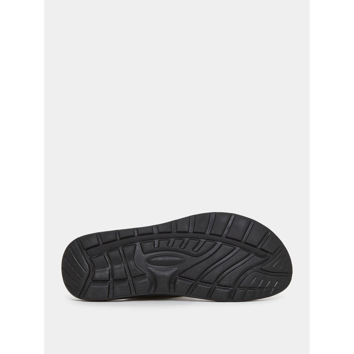 صندل بلاتفورم مزين بإبزيم-men-shoes-sandals-image-6