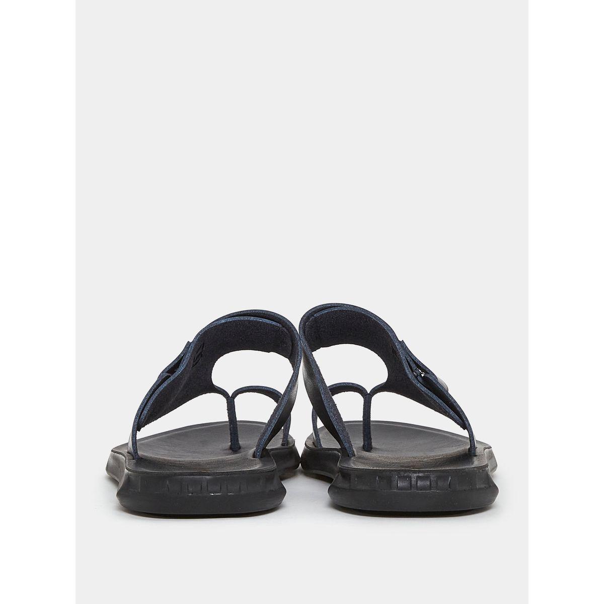 Styli Toe Loop Cut Out Strap Detail Sandals-men-shoes-sandals-image-4