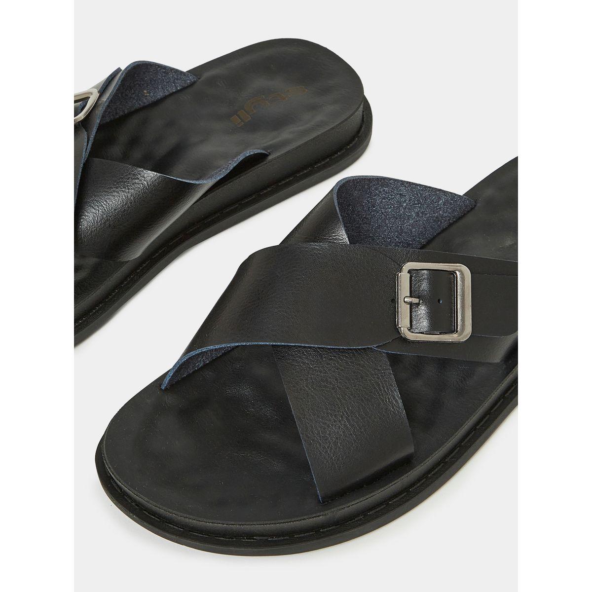 Styli Buckle Detail Criss Cross Strap Sandals-men-shoes-sandals-image-3